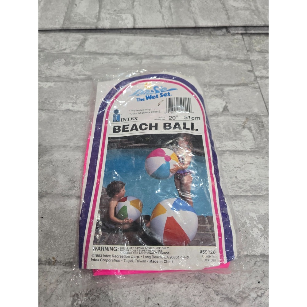 The Wet Set By Intex Pink 20 Inch Beach Ball 1983 New In Package  20" 59020